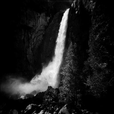 Bridalveil Fall. Photo by Jon Shiu